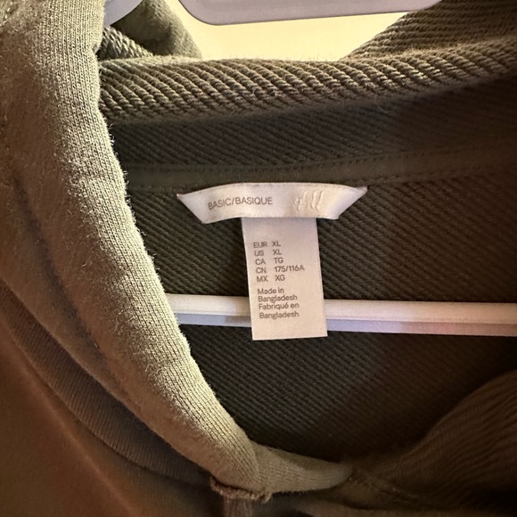 H&M basics olive green hoodie - Picture 2 of 8